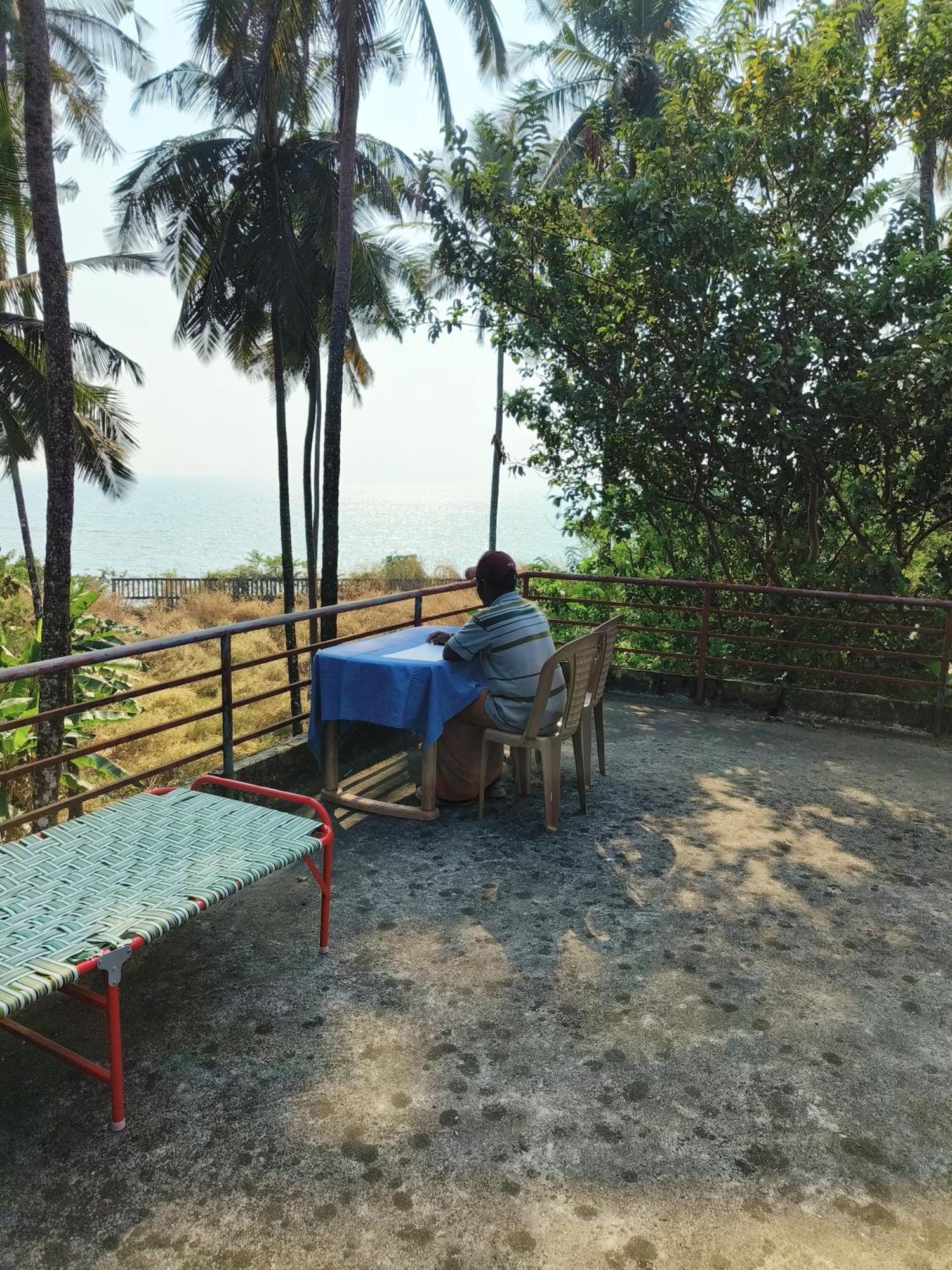 Perch Next Door Bed & Breakfast Kannur Exterior foto